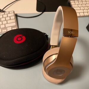 Beats by Dre Solo On-Ear Headphones - Gold and White